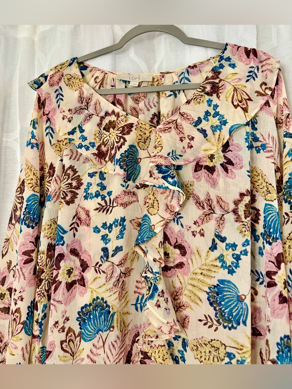 LOFT Floral Sheer Ruffle Hem Tunic Blouse Large - Picture 10 of 16